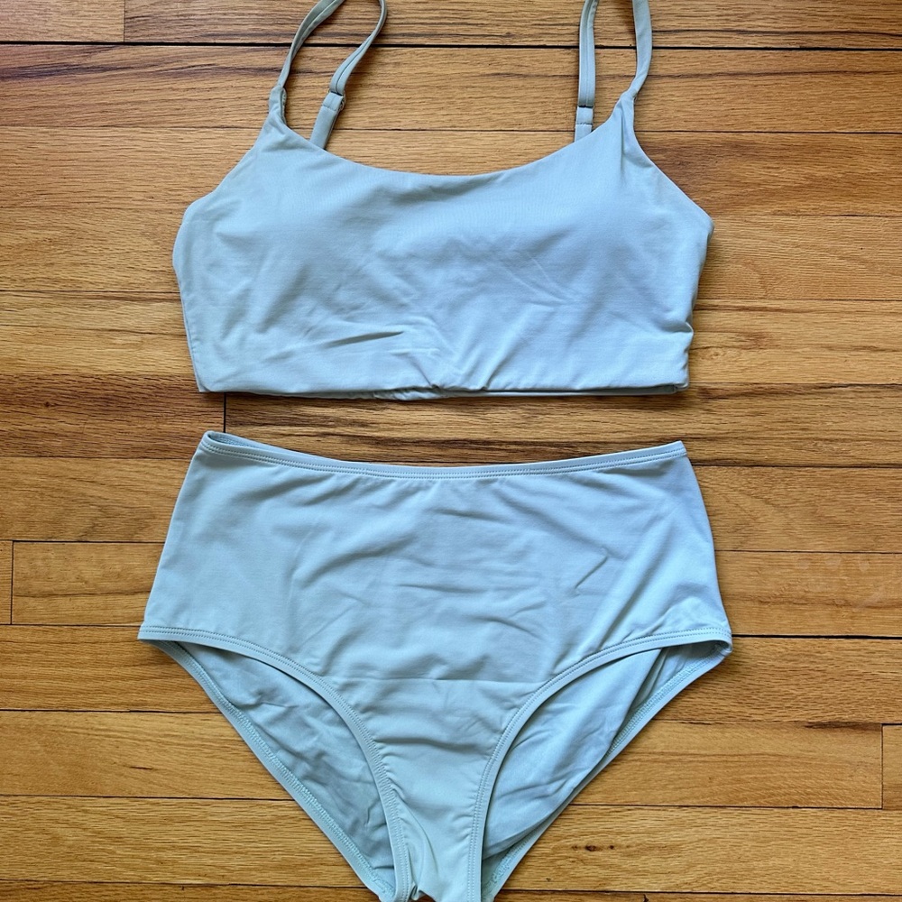 Andie Bikini
